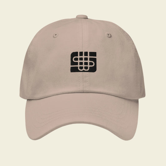 Sculpture Walk Hat Black Font